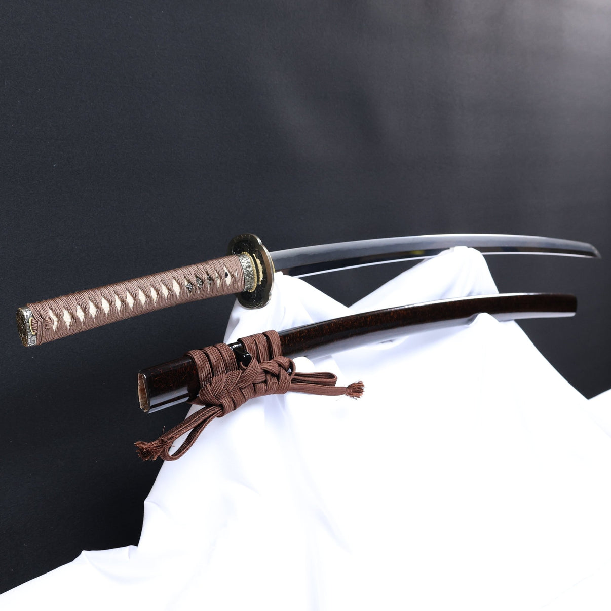 Katana Spring Ember Oroshigane Kobuse Blade Sakurai Mokko Koshirae 春霞 | TangGu Sword United States 2026