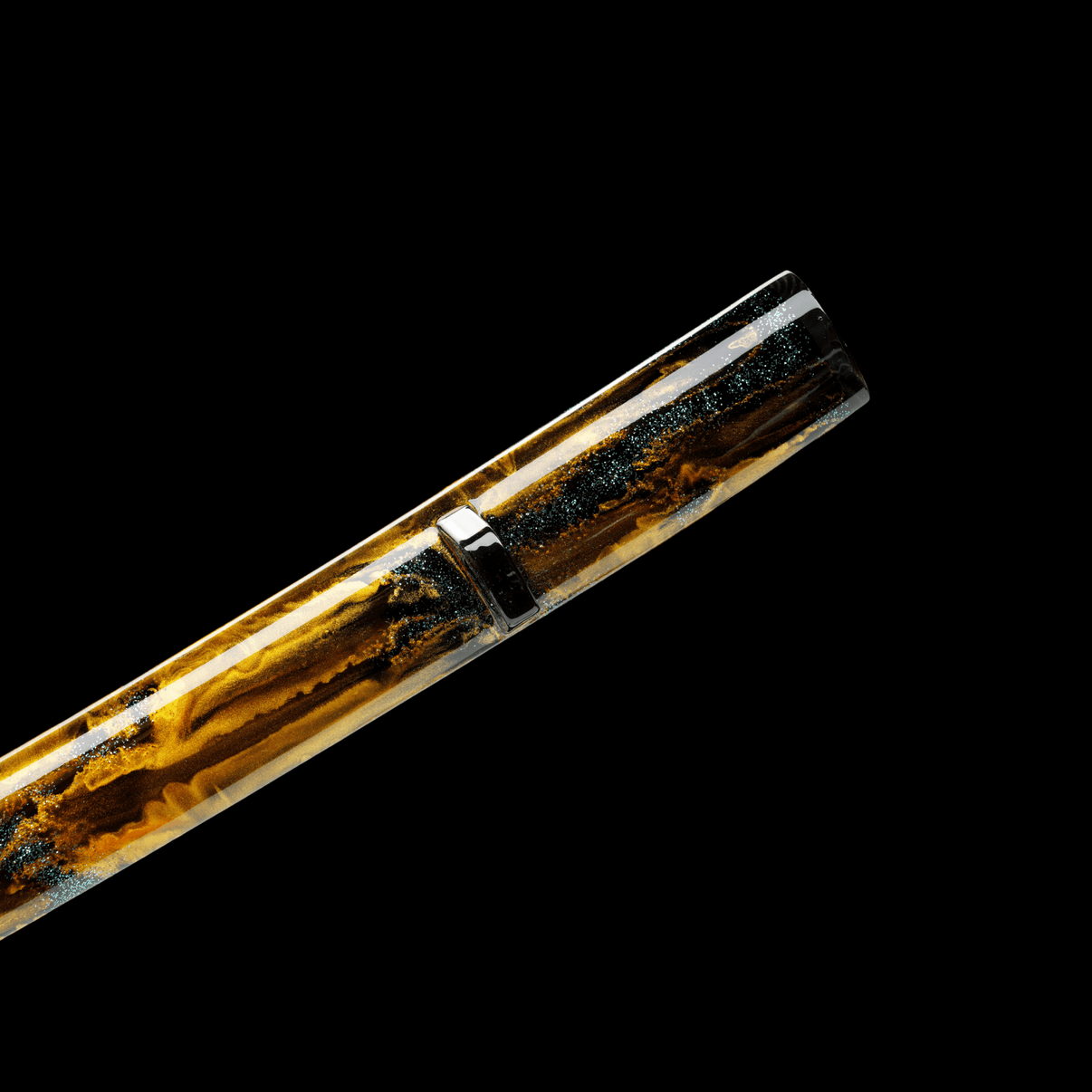 Kin Ryūhen Raden Lacquered Saya 金流変塗螺钿 | TangGu Sword United States 2026